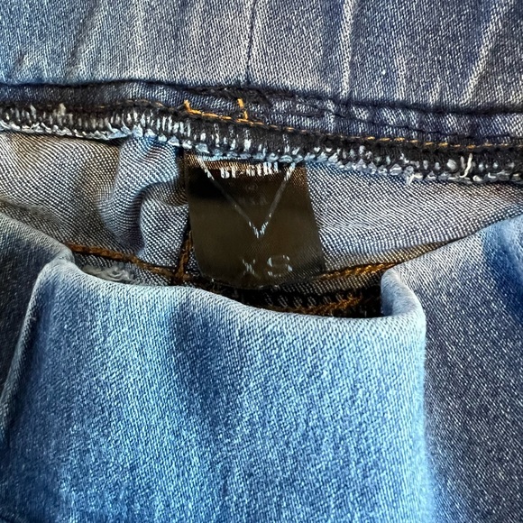 Denim Skirt, Be Girl, comfortable for walking, distressed jeans skirt - Picture 7 of 9